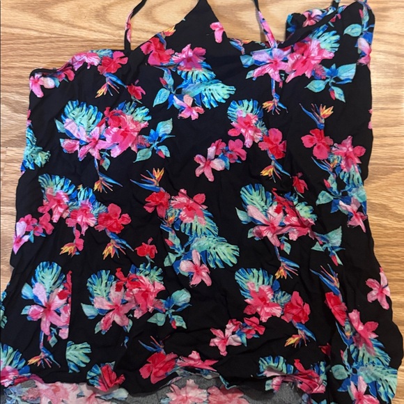 Top - Picture 1 of 2